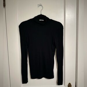 Babaton Ribbed Turtleneck Longsleeve Top
